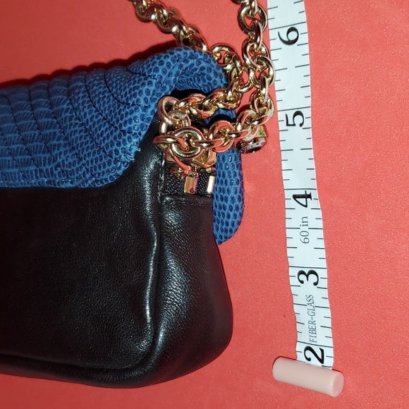 Henri Bendel No 7 Quilted Mini Lambskin Leather Wristlet Gold Hardware - Picture 6 of 14